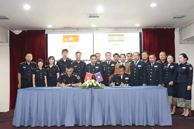 Quảng Bình: Hội đàm hợp tác song phương, giữa Cục Hải quan tỉnh Quảng Bình và Hải quan tỉnh Khăm Muộn nước CHDCND Lào